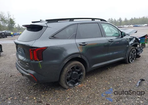 2025 Kia Sorento X-Line Sx z USA, uszkodzony, nr VIN 5XYRKDJF1SG310649